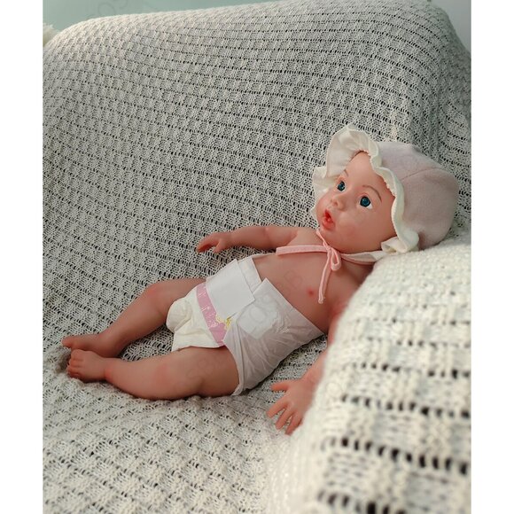 6.71lbs Cute Newborn Platinum Silicone 45cm Reborn Baby Girl Doll With Open Eyes - Picture 3 of 16